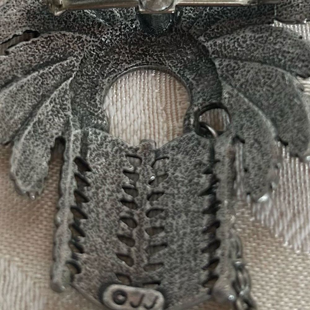 RARE VINTAGE JJ© JONETTE PEWTER NATIVE AMERICAN INDIAN HEADDRESS BROOCH PIN - Picture 3 of 6